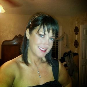 Meet your Posher, Mechellerenee